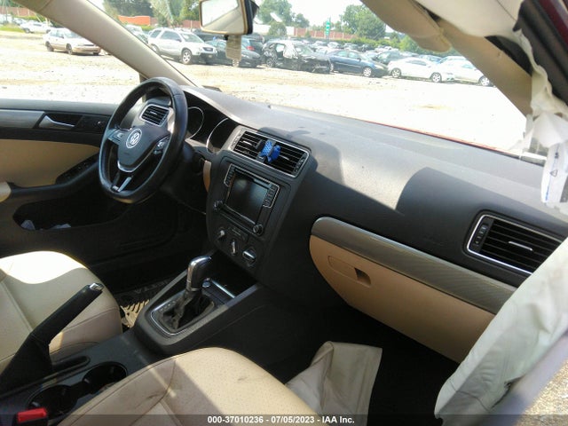 3VWDB7AJ1HM385778 Volkswagen Jetta 1.4t Se