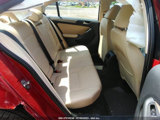 3VWDB7AJ1HM385778 Volkswagen Jetta 1.4t Se
