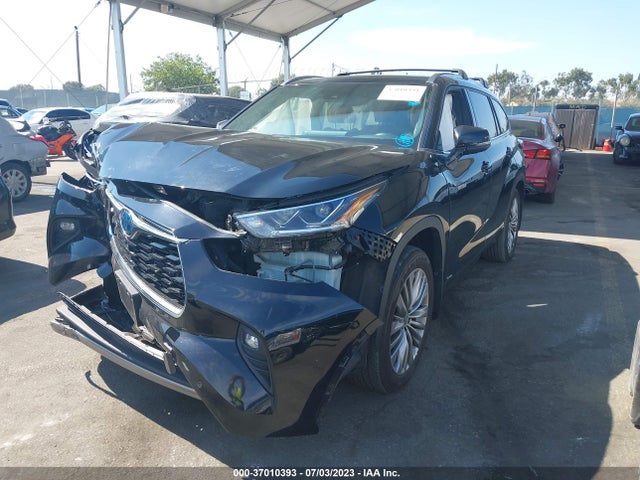 Toyota Highlander Hybrid Platinum 2021 5TDEBRCH4MS015190 Image 2