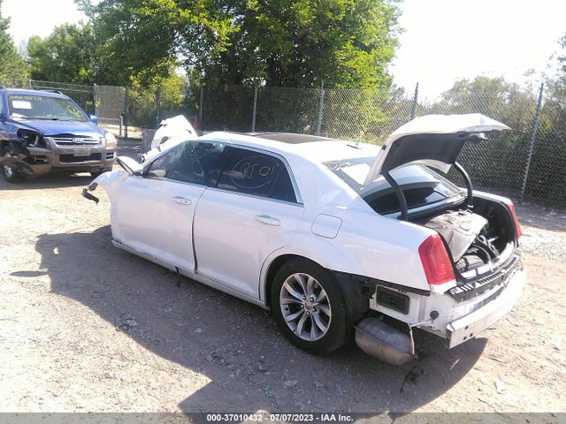 2C3CCAAG8FH755072 Chrysler 300 Limited