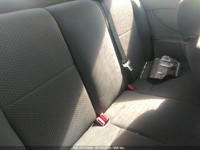 2005 FORD FOCUS S/SE/SES VIN: 3FAFP31N35R161876