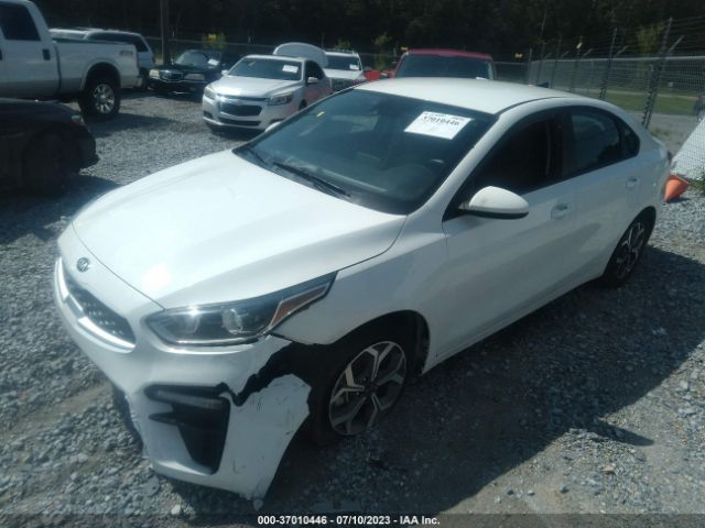 3KPF24AD2ME294043 KIA Forte Lxs