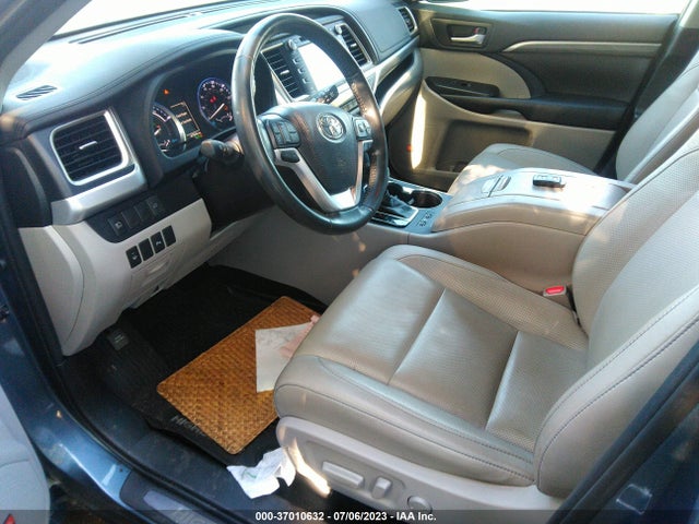 Toyota Highlander Hybrid Limited 2019 5TDDGRFH5KS062430 Image 11
