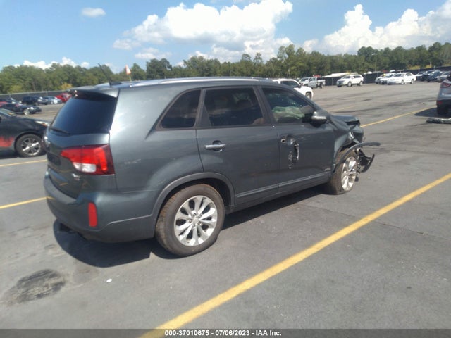 2014 KIA SORENTO EX VIN: 5XYKUDA70EG453973