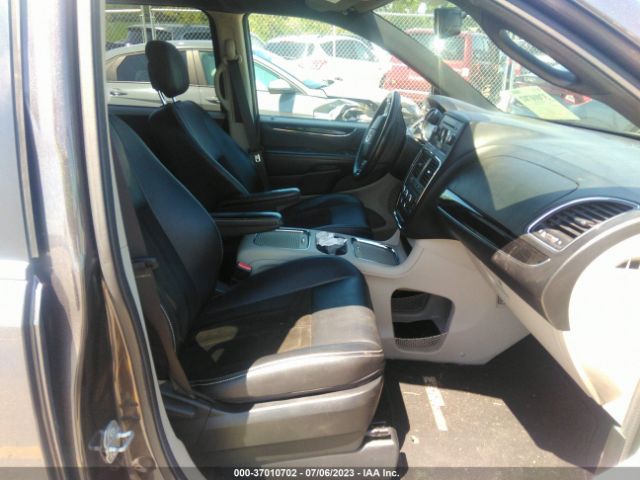 2C4RDGCG7FR688171 Dodge Grand Caravan Sxt Plus