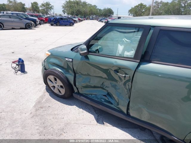 KNDJP3A50E7045529 KIA SOUL +