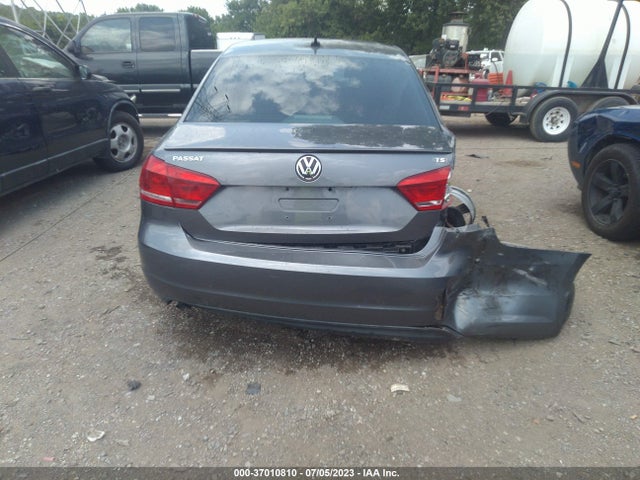 Volkswagen Passat 1.8t Wolfsburg Edition 2014 1VWAS7A3XEC027225 Image 16