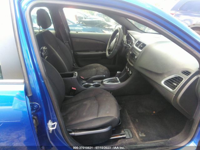 1C3CDZAB5EN223235 Dodge AVENGER SE