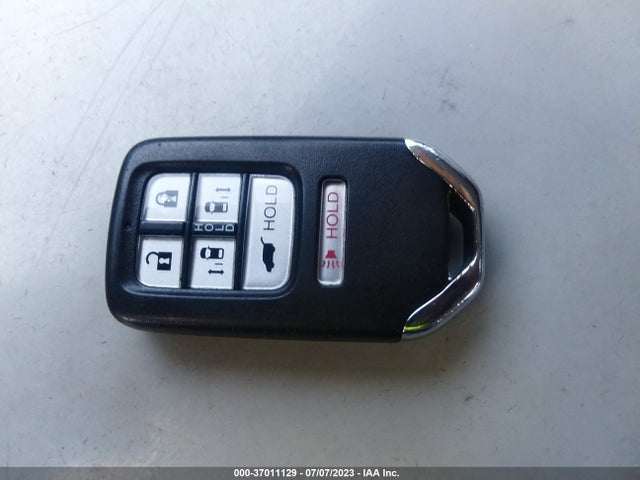 2014 HONDA ODYSSEY EX-L VIN: 5FNRL5H60EB137713