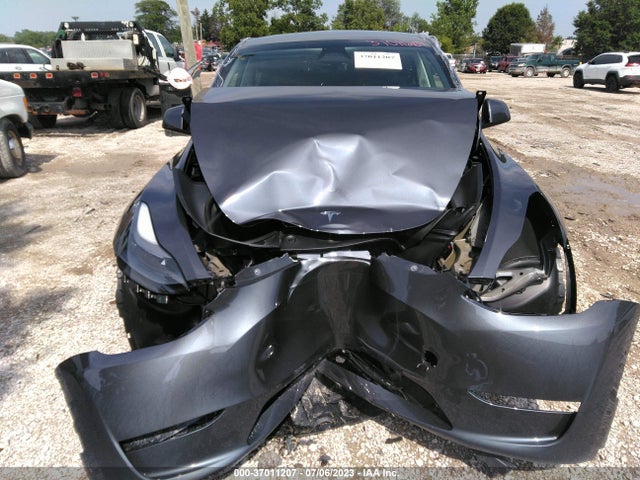 Tesla Model Y Long Range 2023 7SAYGDEE8PF805026 Image 5