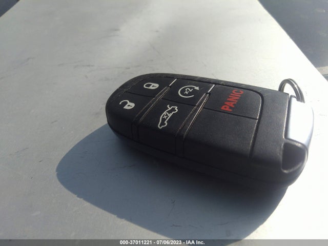 2C3CCAEG2KH631285 Chrysler 300 Limited