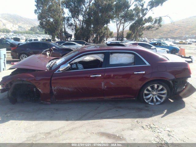 2C3CCAEG2KH631285 Chrysler 300 Limited