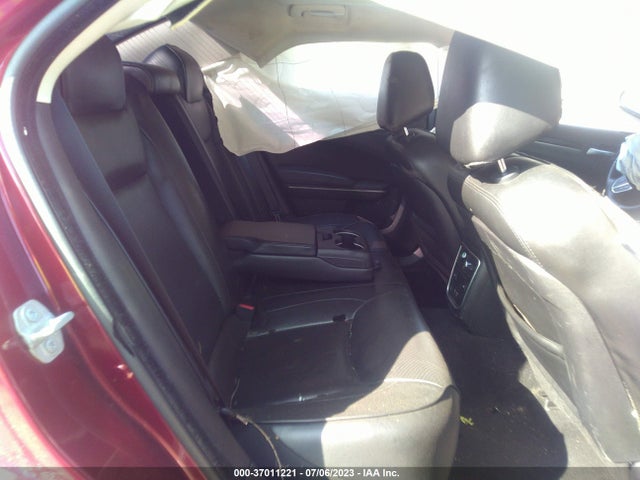 2C3CCAEG2KH631285 Chrysler 300 Limited