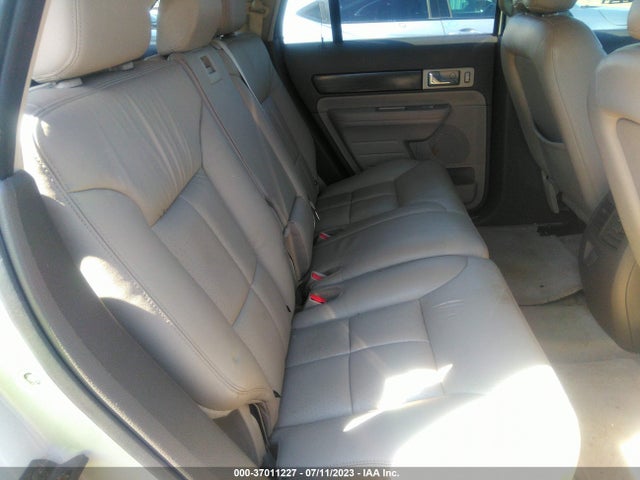2007 LINCOLN MKX VIN: 2LMDU68C47BJ28628