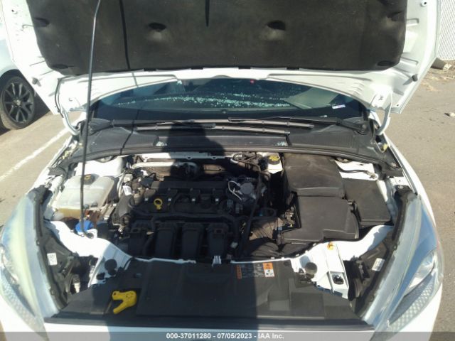 1FADP3F26JL312577 Ford FOCUS SE