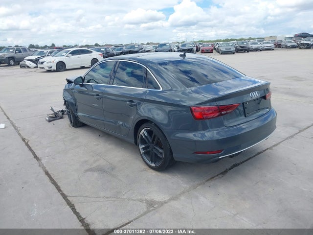WAUAUGFF8K1009309 Audi A3 Sedan Premium/titanium Premium