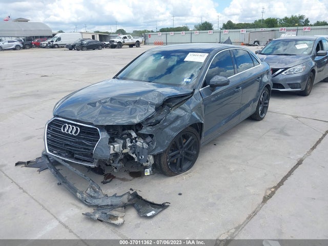 WAUAUGFF8K1009309 Audi A3 Sedan Premium/titanium Premium