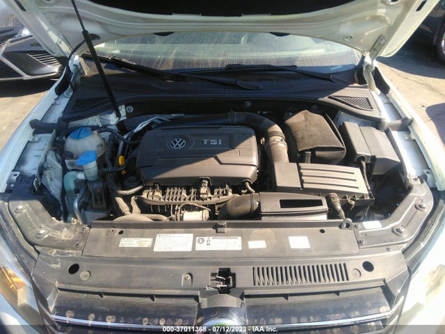 1VWBT7A34EC091312 Volkswagen Passat Se W/sunroof & Nav