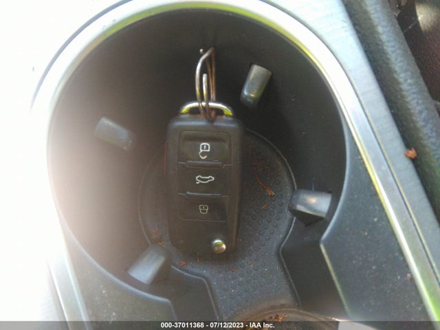 1VWBT7A34EC091312 Volkswagen Passat Se W/sunroof & Nav