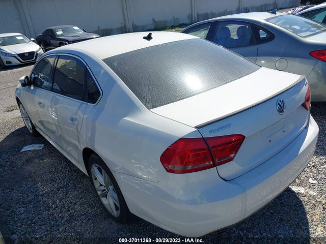 1VWBT7A34EC091312 Volkswagen Passat Se W/sunroof & Nav