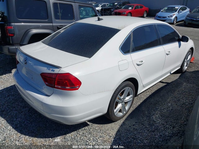 1VWBT7A34EC091312 Volkswagen Passat Se W/sunroof & Nav