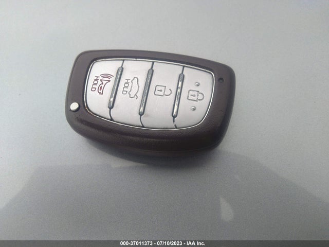 Hyundai Sonata Hybrid Se 2016 KMHE24L15GA013659 Image 11
