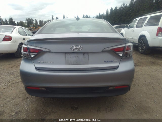 Hyundai Sonata Hybrid Se 2016 KMHE24L15GA013659 Image 16
