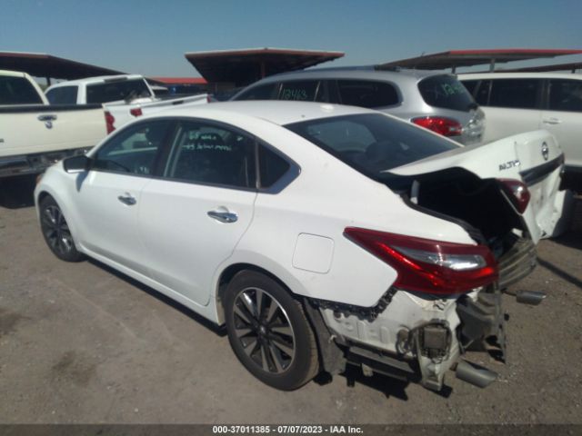 1N4AL3AP2JC165823 Nissan Altima 2.5 Sv