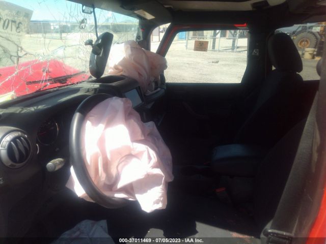 1C4BJWDG0HL709425 Jeep Wrangler Unlimited Sport