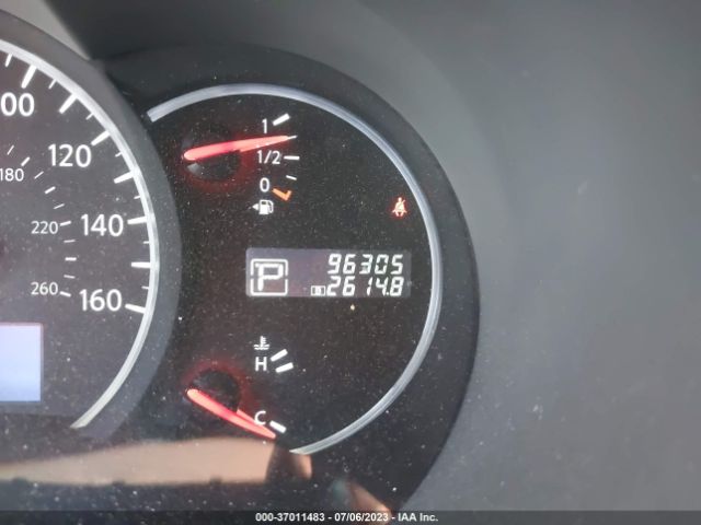 JN8AE2KP5H9169003 Nissan Quest Sv