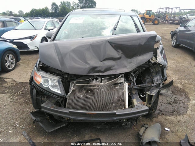 Honda Odyssey Touring 2014 5FNRL5H97EB005879 Image 12
