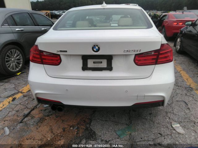 WBA3B3C59FF546086 BMW 3 Series 328i Xdrive