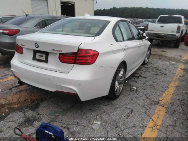 WBA3B3C59FF546086 BMW 3 Series 328i Xdrive