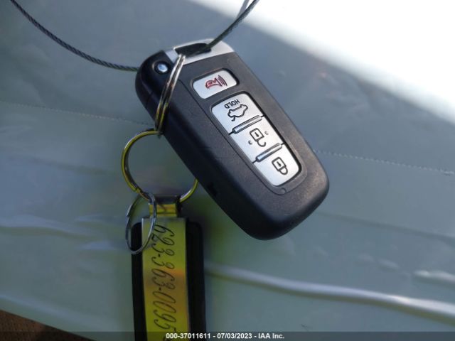 KNALN4D79E5129715 KIA Cadenza Premium