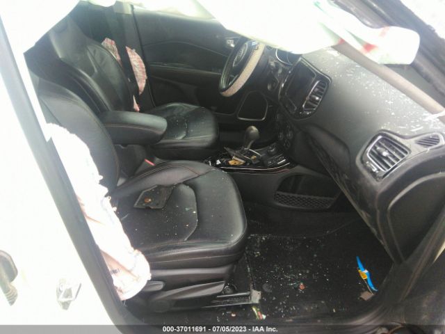 3C4NJDCB0JT206365 Jeep Compass Limited