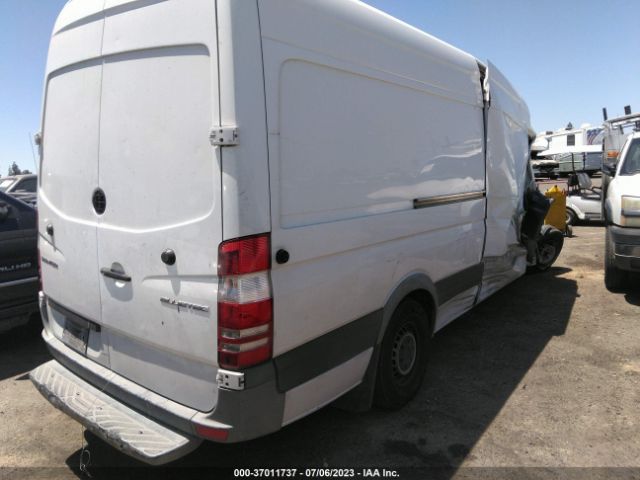 WD3PE8DDXGP184676 Mercedes-Benz SPRINTER CARGO VANS