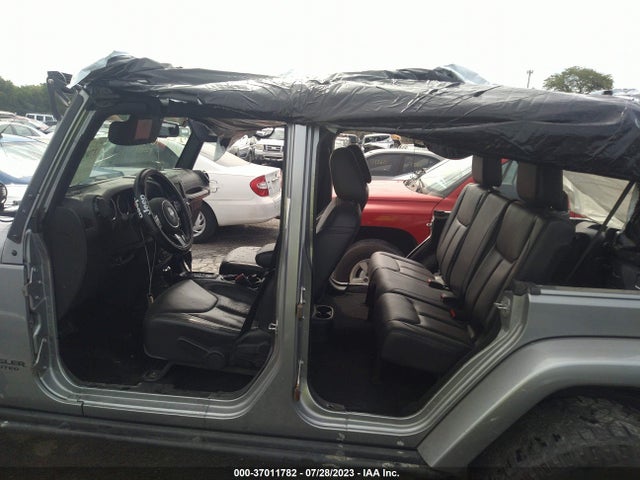 1C4BJWEG4FL673024 Jeep Wrangler Unlimited Altitude