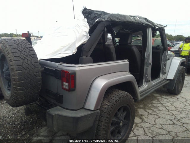 1C4BJWEG4FL673024 Jeep Wrangler Unlimited Altitude