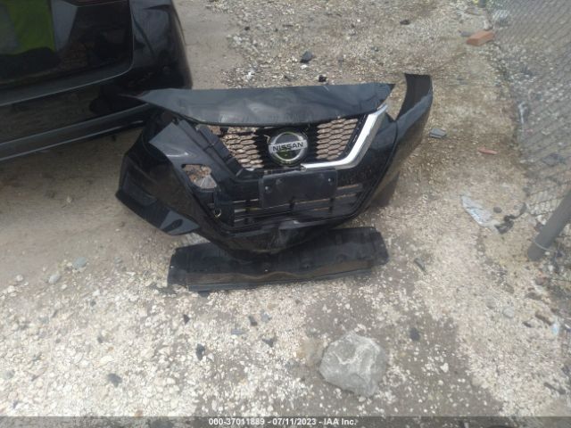 3N1CN8EV6ML841561 Nissan VERSA SV
