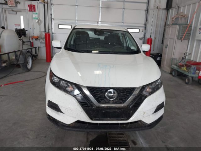 JN1BJ1AV2MW313532 Nissan Rogue Sport S