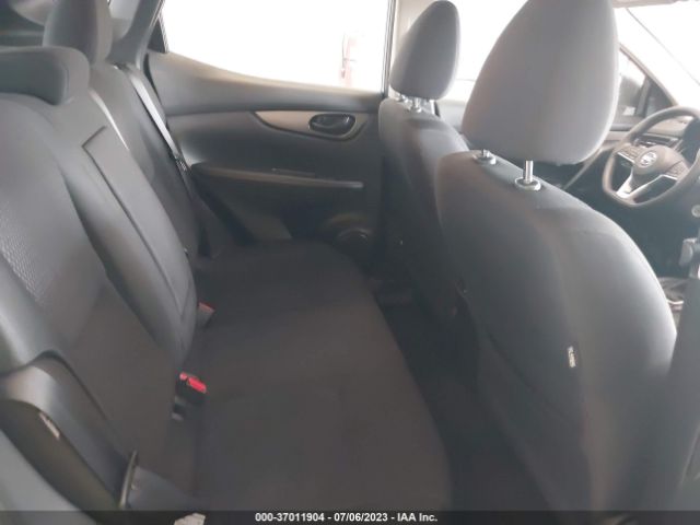 JN1BJ1AV2MW313532 Nissan Rogue Sport S