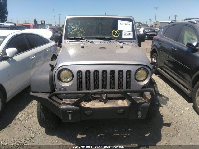 1C4BJWFG1GL196925 Jeep Wrangler Unlimited Rubicon