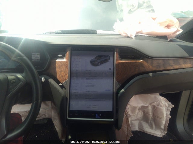 2021 Tesla Model X, VIN: 5YJXCDE20MF323060