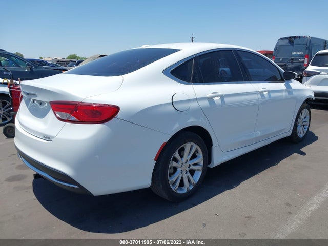 Chrysler 200 Limited 2015 1C3CCCAB0FN630400 Image 4