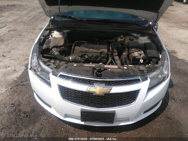 Chevrolet Cruze 1lt 2014 1G1PC5SB0E7276039 Image 10