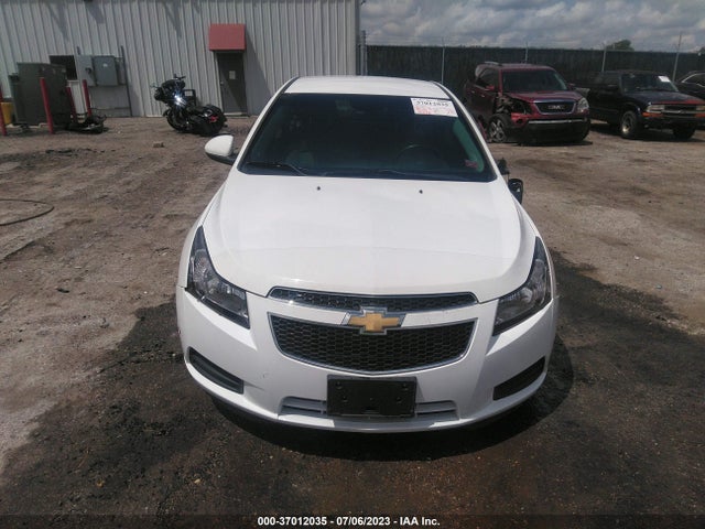 Chevrolet Cruze 1lt 2014 1G1PC5SB0E7276039 Image 12