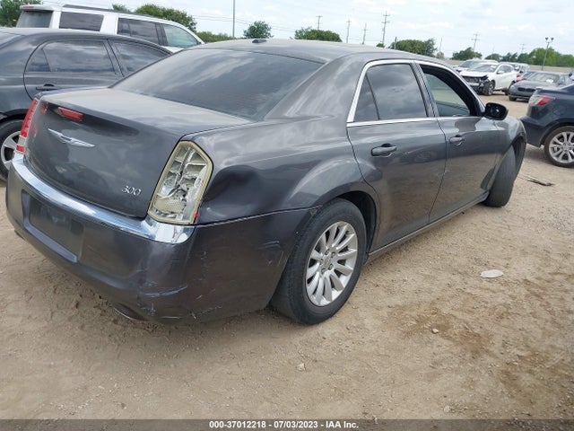 Chrysler 300 2014 2C3CCAAG5EH175826 Image 4