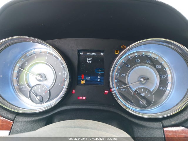 Chrysler 300 2014 2C3CCAAG5EH175826 Image 7