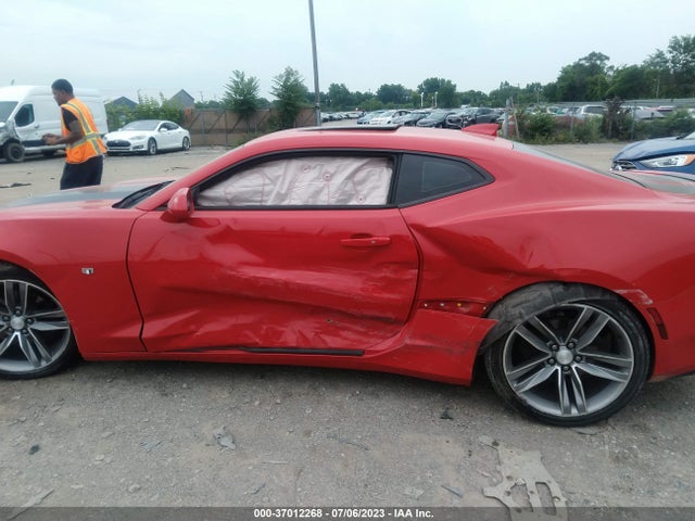 Chevrolet Camaro 1lt 2018 1G1FB1RS9J0157101 Image 14