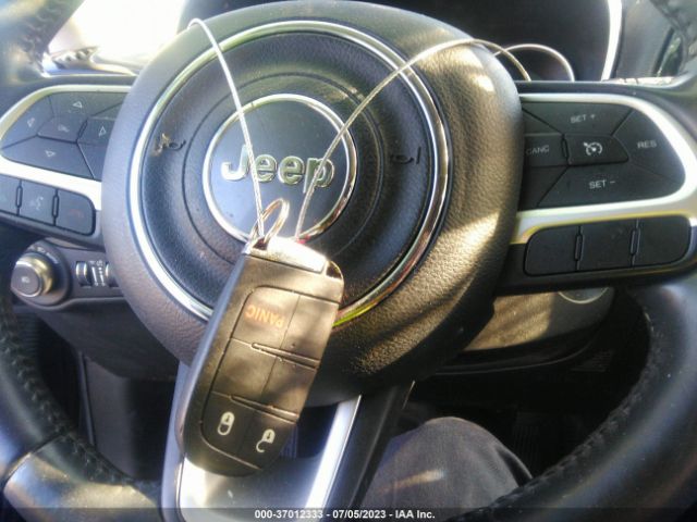 3C4NJCBB3KT726945 Jeep Compass Altitude